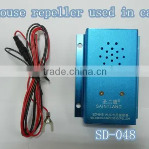 Battery Powered Ultrasonic Mouse Pest Repellent in Car SD-048 thumbnail-1