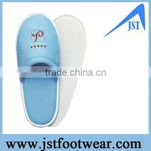 Hotel Disposable Slipper thumbnail-1