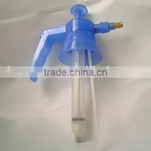 1.5L Hand Pressure Sprayer thumbnail-3
