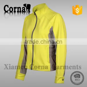 Customed Windproof Breathable Collar Sports Jacket Woman Winter thumbnail-3
