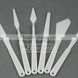 Plastic Palette Knife thumbnail-1
