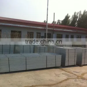 Hot Dipped Galvanized Serrated Steel Grating thumbnail-6