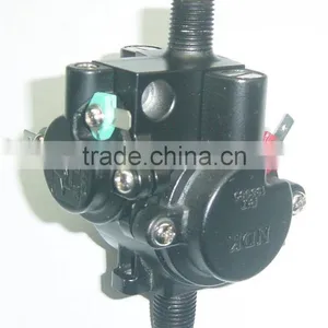 Dual GAS Valve thumbnail-1