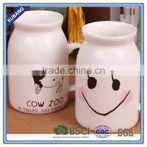White Ceramic Milk Mug With Silicone Lid and Sleeve thumbnail-6