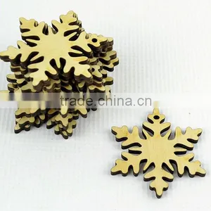 Wood Snow Slices for Christmas Tree Decoration thumbnail-3