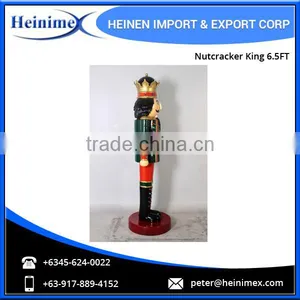 Automotive Lacquer Finish 6.5FT Fiberglass Nutcracker King thumbnail-5