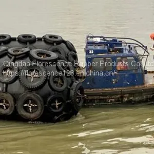 Ship Inflatable Floating Pneumatic Fender thumbnail-1
