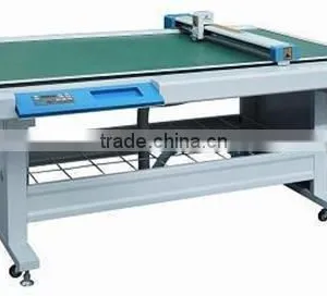 Digital Control Pattern Cutting Machine for Footwear ,bags and Garment thumbnail-1