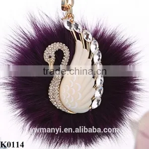Hot Luxury Car Rhinestone Fox Fur Ball Key Chain Women's Car Keychain Plush Fur Ball Swan Keychain Charm Colored Key Chain K0114 thumbnail-3
