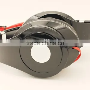 Wholesale Lightweight Hot Sale Colorful Wire Earphone thumbnail-4