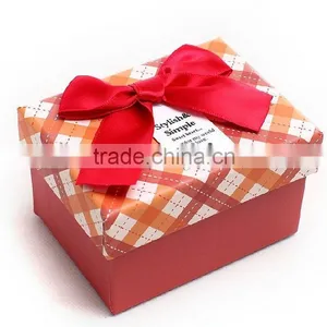 Matte Hot Sale Colorful Print Window Disposable Paper Cake Pack Box With Handle Gift Paper Box ---DH20454 thumbnail-1