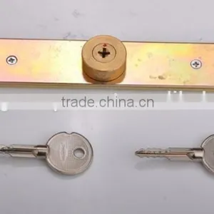 100% Safety Bottom Lock thumbnail-2
