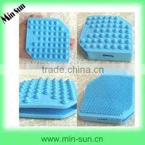 Humanized Design Soft Silicone Elastic Bath Brush thumbnail-1