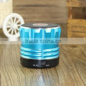 Factory Direct New Mini Portable Speaker Bluetooth Speaker Portable Small Steel Gun thumbnail-5