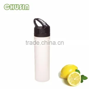 Outdoors Water Bottle Food Grade Silicone Water Bottle With Handle and Straw thumbnail-4