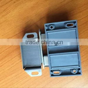Good Quality Cabinet Magnetic Catch Cabinet Roller Catch thumbnail-3