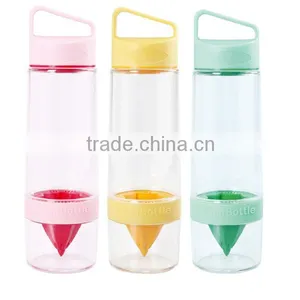 Water Bottles Drinkware Type and CE / EU Certification Tritan Fruit Infuser Water Bottle thumbnail-1
