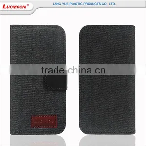 Denim Style With Skateboard 5 Inch Universal Mobile Phone Case thumbnail-5