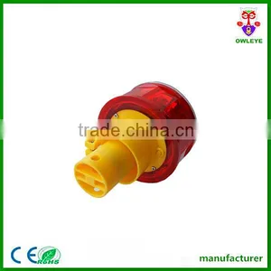 Red Led Flashing Solar Energy Barrier Lamp for Road Safety thumbnail-3