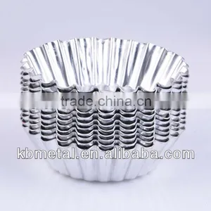 Flower Shaped Aluminum Bakeware thumbnail-1