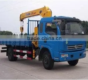 Dongfeng 3.2T Vehicle-mounted Crane 4x2 Truck Crane Cummins Engine thumbnail-1