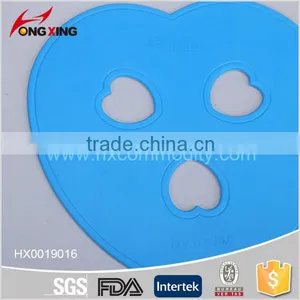 Whoseware Heart Shaped Plastic Kitchen Coaster thumbnail-2