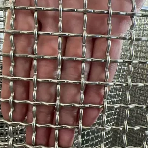 Welded Wire Mesh for Agricultural Fencing, 2.5mm Galvanized Wire, 50mm x 100mm Mesh, Standard Compliant thumbnail-1