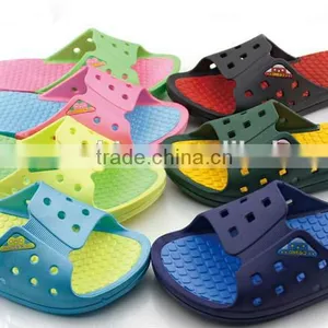 PVC Air Blowing Machine . Machine Making Plastic Slippers thumbnail-6