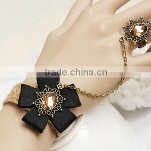 >> 2016 New Vintage Ladies Party Jewelry,charm Lace Bracelet With Ring / thumbnail-3