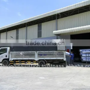 P2 Cat Tuong Roof Insulation Material With Metalized Foil on Both Side and Bubble Air of Polyethylene From Vietnam thumbnail-2