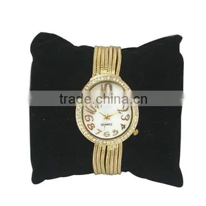 Famous Brand Watches Women Quartz Watch thumbnail-1
