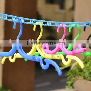 PH-111plastic Folding Clothes Hanger thumbnail-2