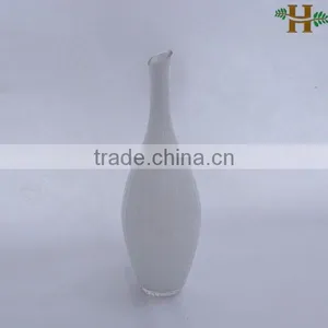 Wholesale Slanted Glass Vases, Hand Blown White Glass Ornaments thumbnail-1