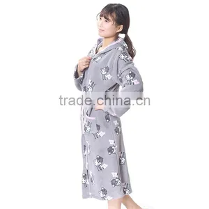 Hot Selling Made In China Personalized Fleece Bathrobe thumbnail-5