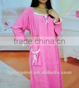 Girls' Pink Bathrobe thumbnail-1