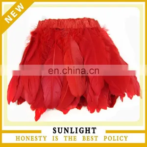 Decorative Dyed Red Goose Feather Trimming thumbnail-1