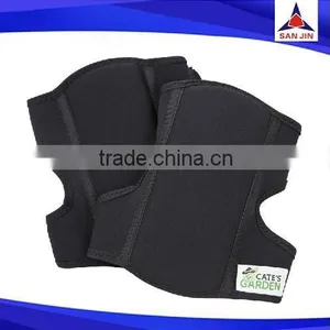 Sports Safety Adjustable Neoprene Knee Brace thumbnail-1