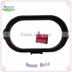 Plastic Ellipse Waste Bag Bracket in Car thumbnail-1