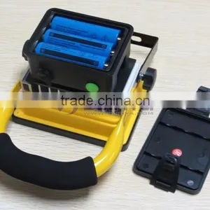 AC 90-240V 30W Die-casting Aluminum Rechargeable LED Flood Light Outdoor thumbnail-2