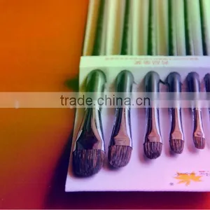 Round Bristle Paint Brushes thumbnail-1