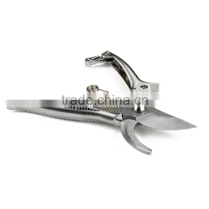 Easy Working Branch Pruner for Cutting High Trees thumbnail-1