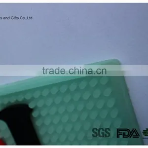 Light in the Dark High Quality PVC Rubber Bar Mat thumbnail-6