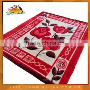 Durable Factory Made Cheap King Size Cable Knitted Blanket thumbnail-4