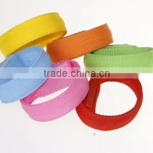 Yiwu Wholesale Low Price Profitional Gift Colorful Fashion Customized Nylon LED Flash Wristband thumbnail-6