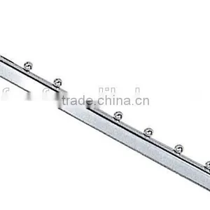 Chrome Metal Display Rack for Hanging Clothes in Foshan City thumbnail-2