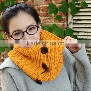 Wholesale Fashion Popular Button Lady Knitted Scarf thumbnail-3