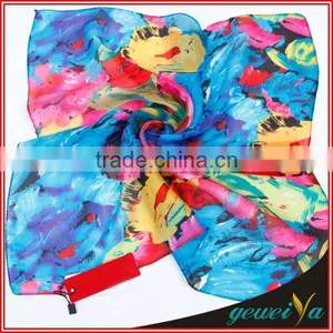 Flower Digital Printed Cotton Woven Scarf thumbnail-1