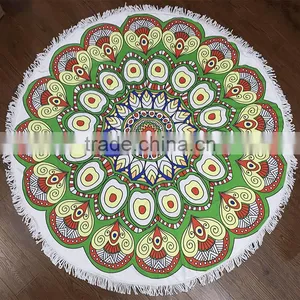 Microfiber Round Beach Blanket thumbnail-1