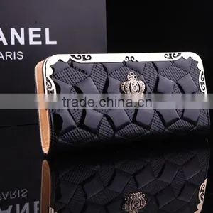 Europe Fashion Crown Emboss Women Patent Leather Wallet thumbnail-4