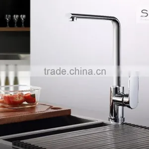 Modern Brass Hot and Cold Kitchen Mixer Tap and Attachements SQ-202 thumbnail-3